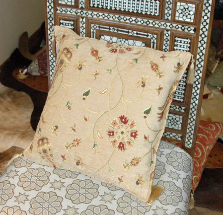 �������