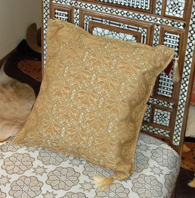 �������