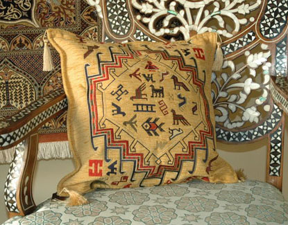 �������